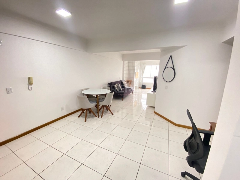 Amplo apartamento no Centro: 12ª foto da galeria de imagens do imóvel