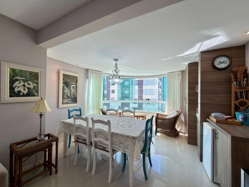 VISTA PARA O MAR E PARA PRAÇA LUIZ BASSANI  APARTAMENTO À VENDA: 8ª foto da galeria de imagens do imóvel