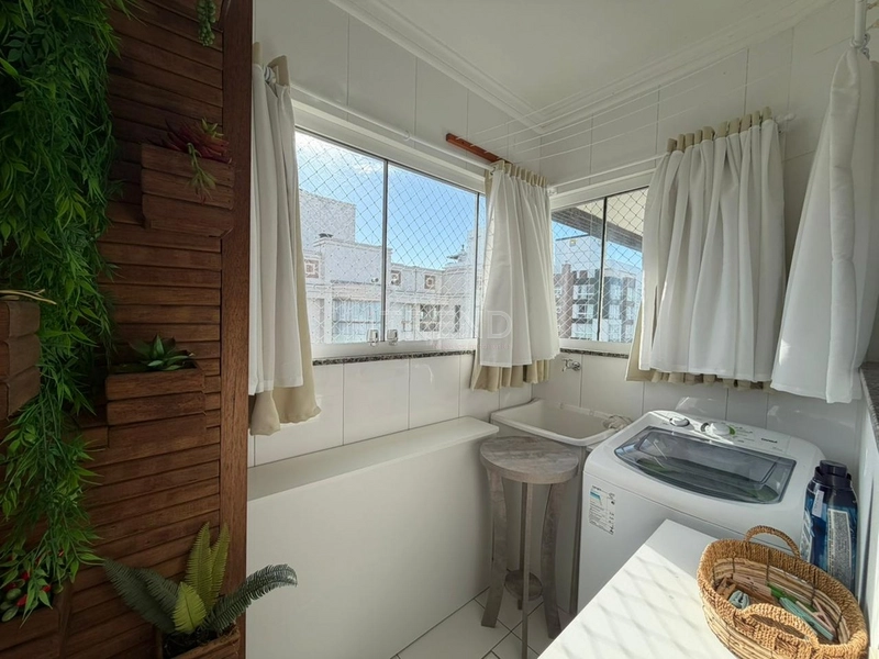LINDO APARTAMENTO DE FRENTE NA AVENIDA POTI: 8ª foto da galeria de imagens do imóvel