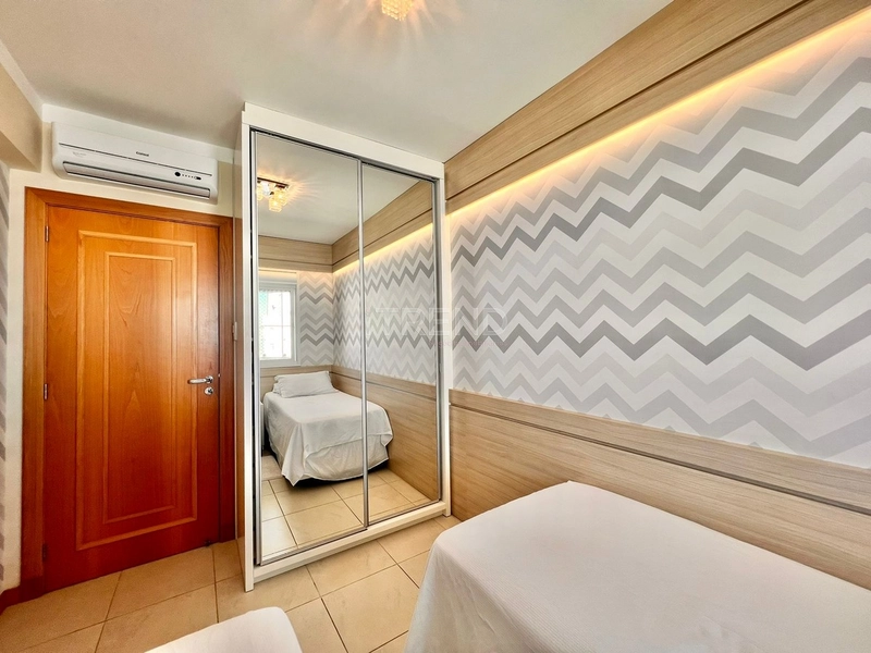 APARTAMENTO DE FRENTE NA NAVEGANTES COM VISTA MAR!: 15ª foto da galeria de imagens do imóvel
