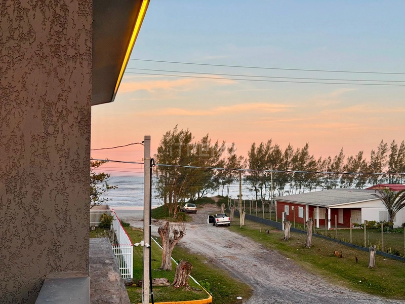 CASA À VENDA EM CAPÃO DA CANOA: 40ª foto da galeria de imagens do imóvel
