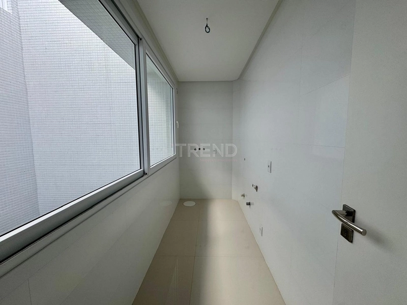 : 2ª foto da galeria de imagens do imóvel