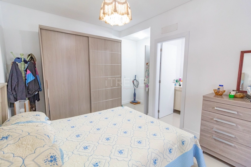 Apartamento com terraço: 5ª foto da galeria de imagens do imóvel