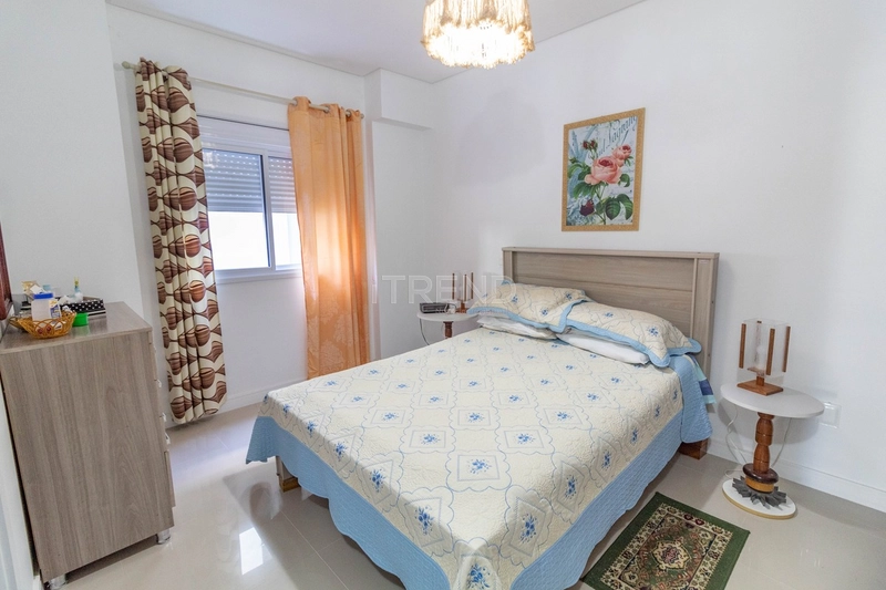 Apartamento com terraço: 2ª foto da galeria de imagens do imóvel