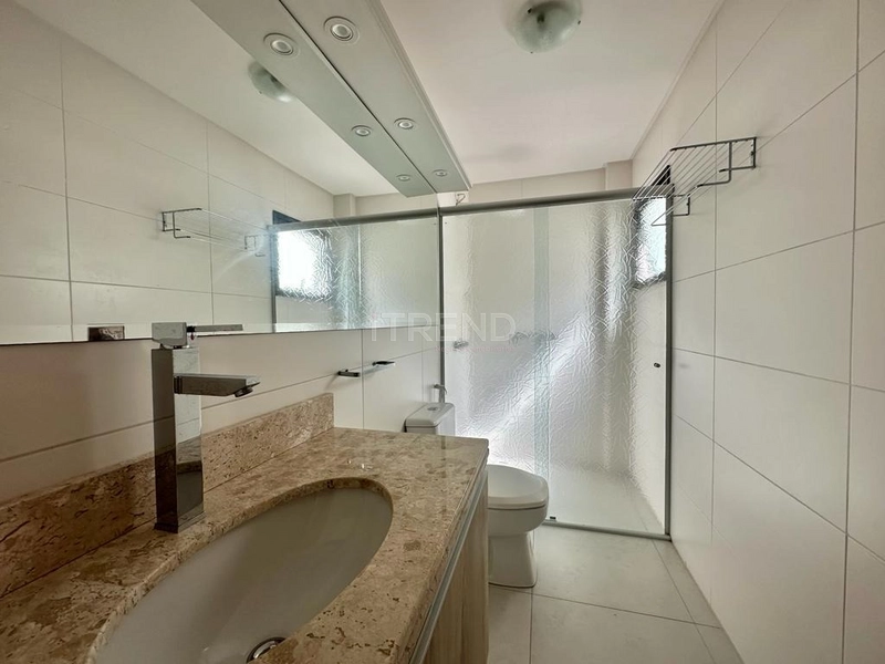 Apartamento com belíssima vista para o mar e para a lagoa: 3ª foto da galeria de imagens do imóvel