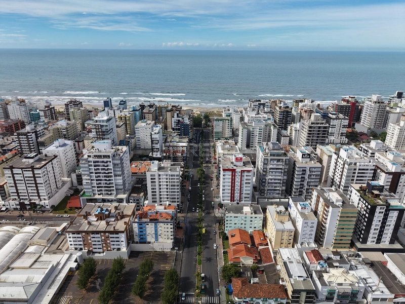 SACADA DE FRENTE: 29ª foto da galeria de imagens do imóvel