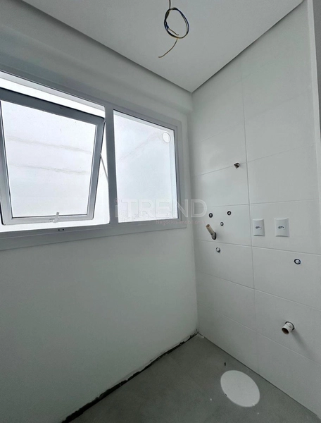 APENAS UMA QUADRA DO MAR: 9ª foto da galeria de imagens do imóvel