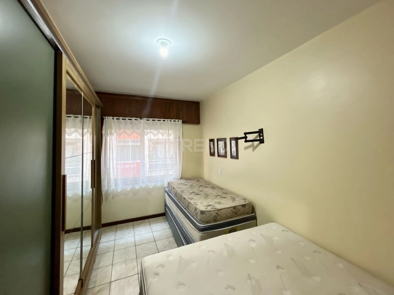 SACADÃO DE FRENTE: 15ª foto da galeria de imagens do imóvel