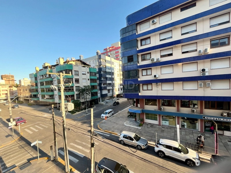 SACADÃO DE FRENTE: 12ª foto da galeria de imagens do imóvel