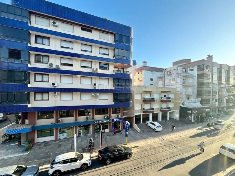 SACADÃO DE FRENTE: 11ª foto da galeria de imagens do imóvel