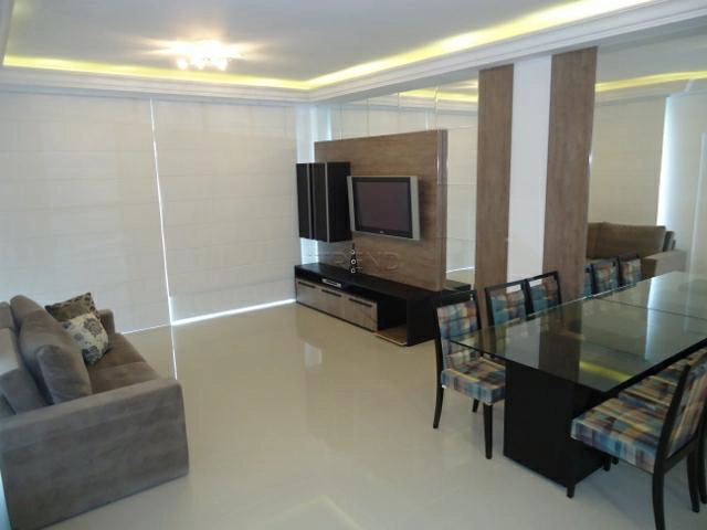 Apartamento 02 dormitórios com terraço no Centro de Capão da Canoa