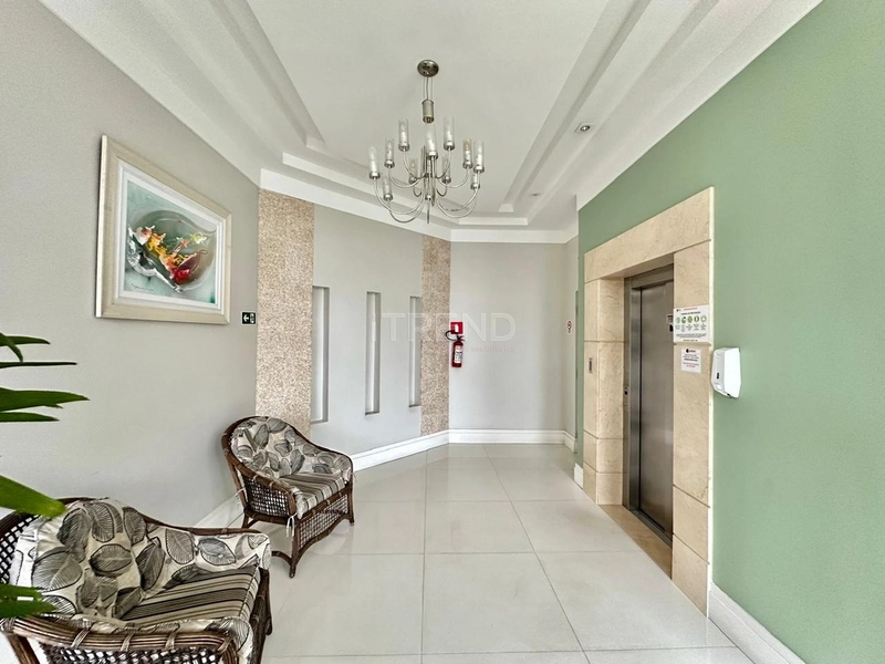 Um dormitório com terraço: 4ª foto da galeria de imagens do imóvel