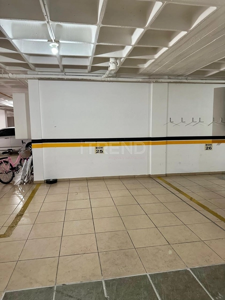 Um dormitório com terraço: 2ª foto da galeria de imagens do imóvel