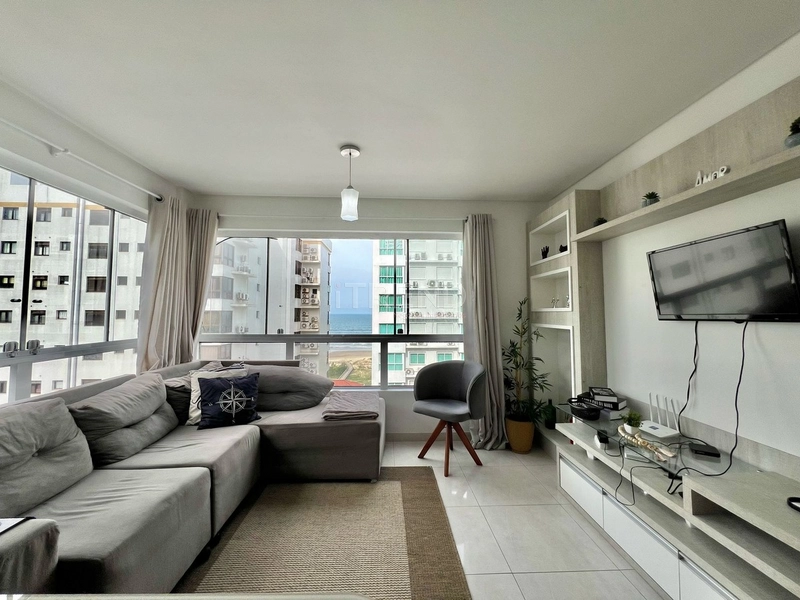 JUNTO A AVENIDA UBIRAJARA