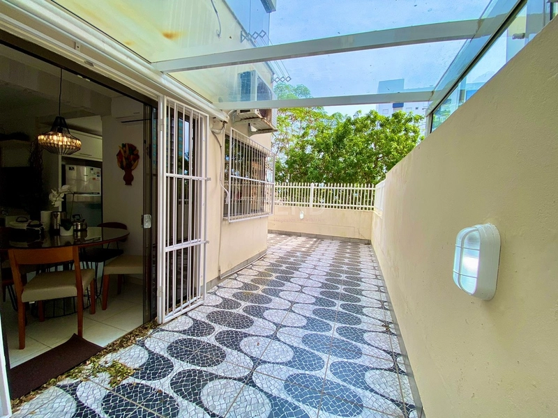Apartamento com terraço: 1ª foto da galeria de imagens do imóvel
