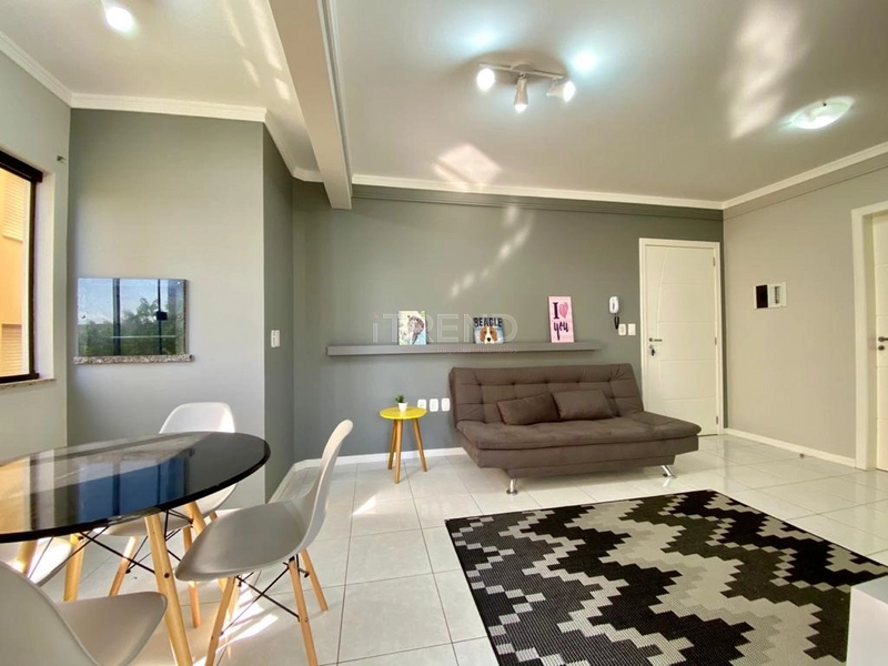 APARTAMENTO COM TERRAÇO À VENDA – ZONA NOVA: 2ª foto da galeria de imagens do imóvel