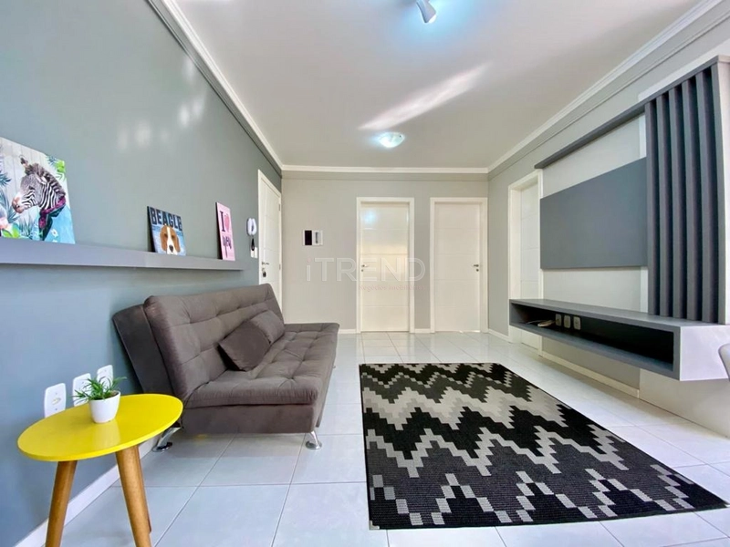 APARTAMENTO COM TERRAÇO À VENDA – ZONA NOVA: 3ª foto da galeria de imagens do imóvel