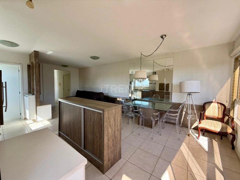 Vista liberada para a praça da Flávio: 2ª foto da galeria de imagens do imóvel