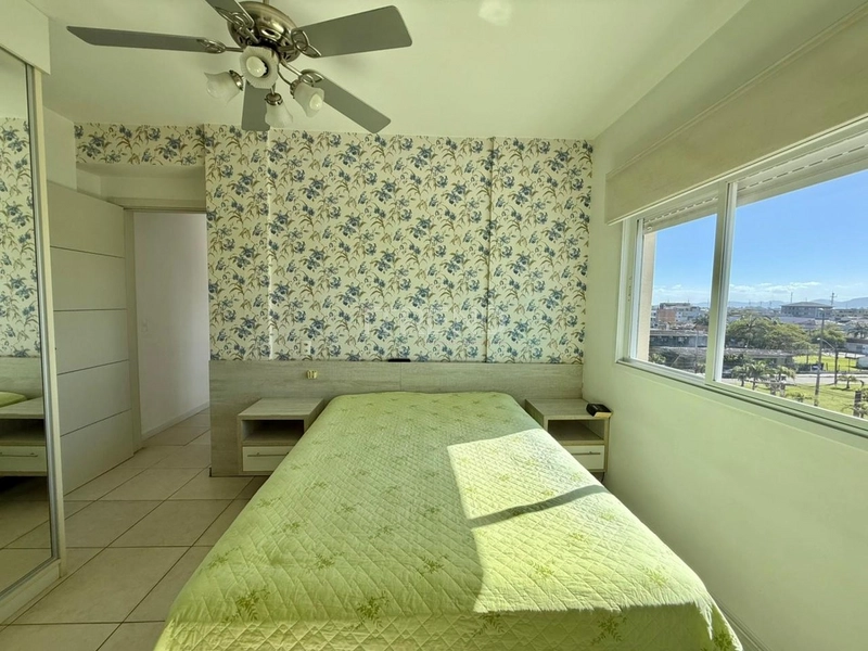 Vista liberada para a praça da Flávio: 12ª foto da galeria de imagens do imóvel