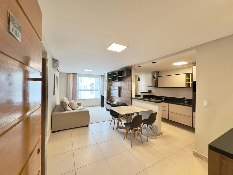 APARTAMENTO À VENDA NA NAVEGANTES COM SOL DA MANHÃ E VISTA LIBERADA!: 3ª foto da galeria de imagens do imóvel