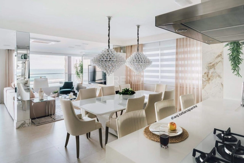 FRENTE LESTE COM VISTA PARA O MAR