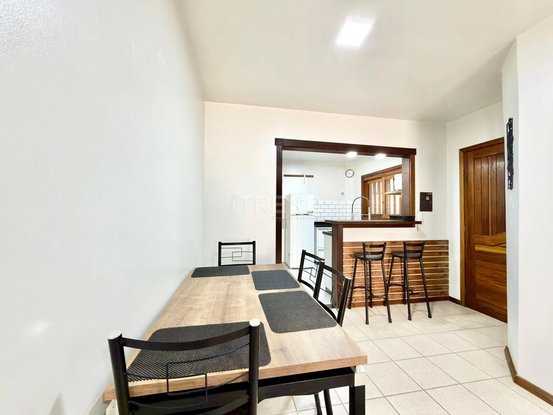 Apartamento de 02 dormitórios mobiliado e todo repaginado!!: 3ª foto da galeria de imagens do imóvel