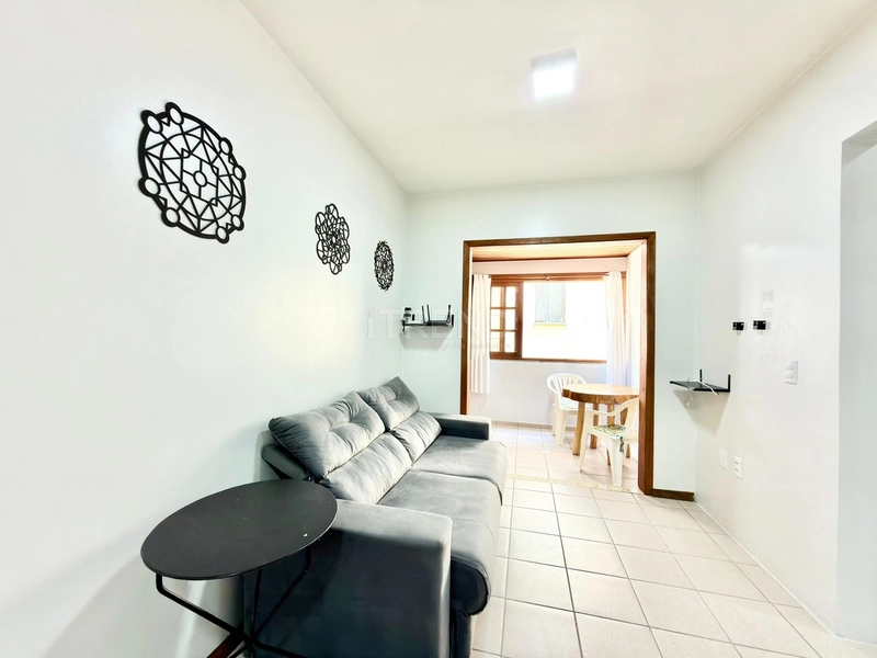 Apartamento de 02 dormitórios mobiliado e todo repaginado!!: 4ª foto da galeria de imagens do imóvel