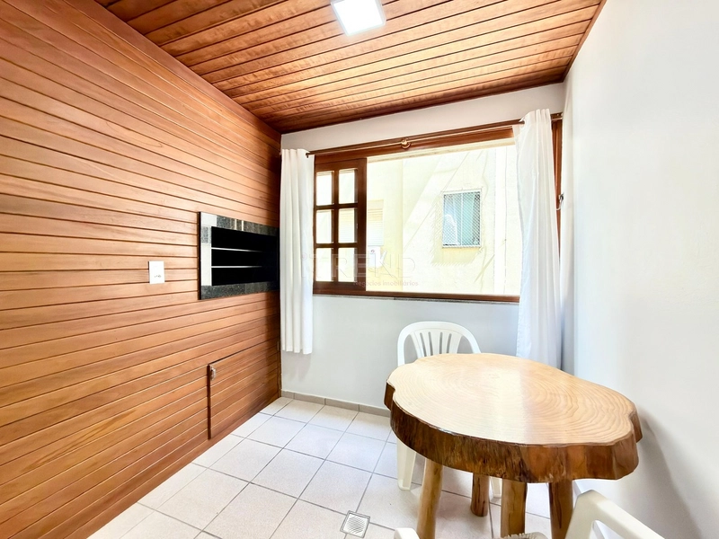 Apartamento de 02 dormitórios mobiliado e todo repaginado!!: 1ª foto da galeria de imagens do imóvel