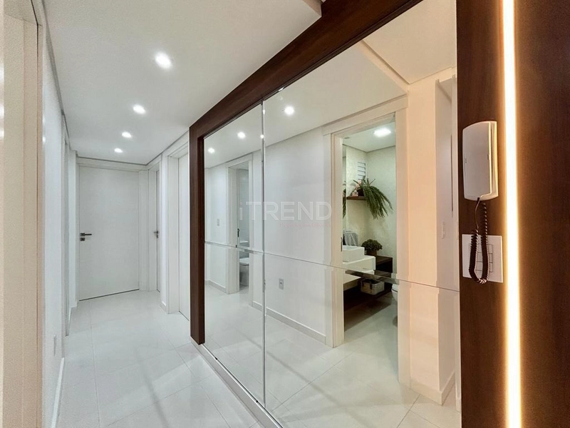 FRENTE PRAÇA - BAIRRO NAVEGANTES: 9ª foto da galeria de imagens do imóvel