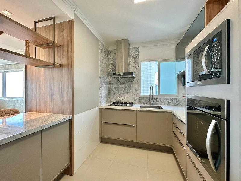 Amplo apartamento mobiliado e decorado: 15ª foto da galeria de imagens do imóvel
