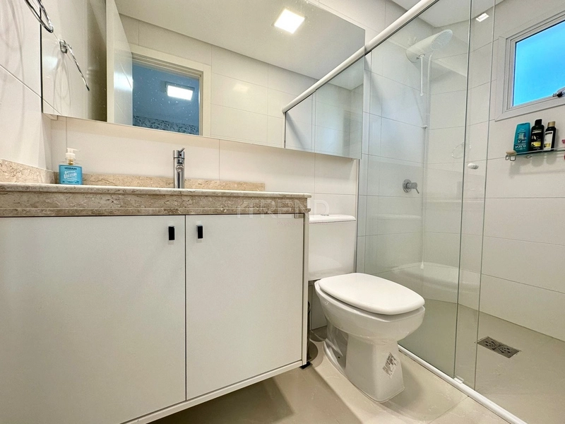 Amplo apartamento mobiliado e decorado: 23ª foto da galeria de imagens do imóvel