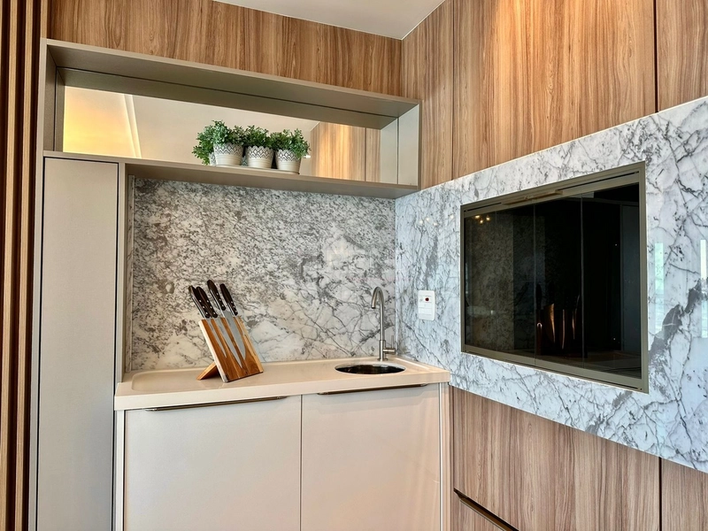 Amplo apartamento mobiliado e decorado: 14ª foto da galeria de imagens do imóvel