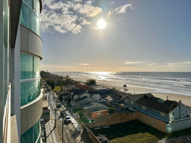 Amplo apartamento mobiliado e decorado: 3ª foto da galeria de imagens do imóvel