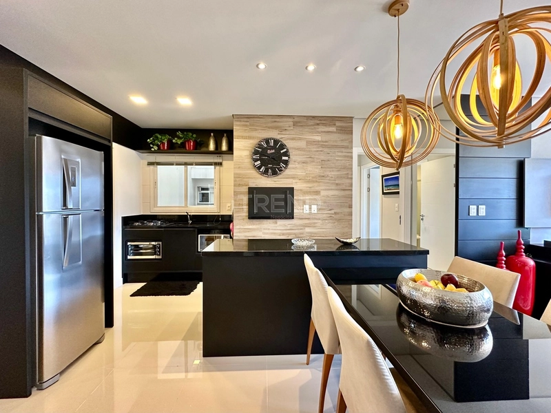 APARTAMENTO À VENDA COM VISTA FANTÁSTICA Mar e Serra MOBILIADO & DECOR: 11ª foto da galeria de imagens do imóvel