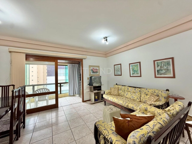 Amplo apartamento na Avenida Ararigboia: 1ª foto da galeria de imagens do imóvel