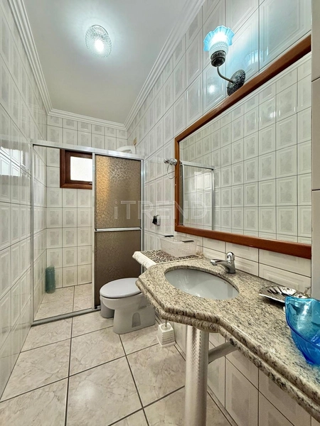 Amplo apartamento na Avenida Ararigboia: 20ª foto da galeria de imagens do imóvel