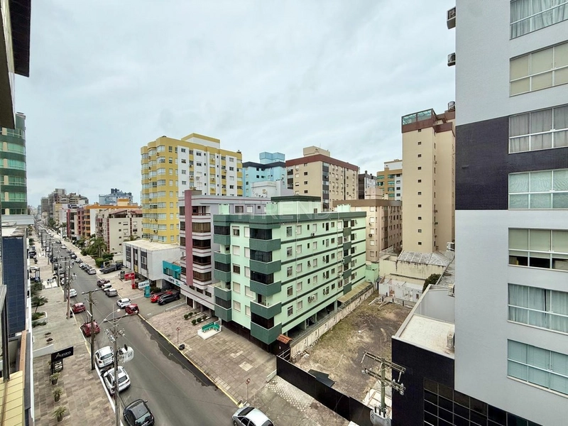 Amplo apartamento na Avenida Ararigboia: 15ª foto da galeria de imagens do imóvel