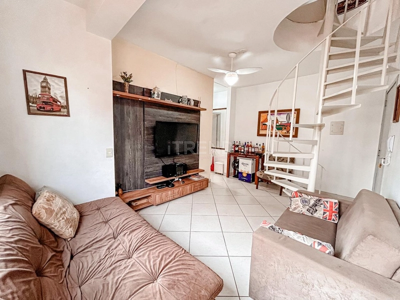 Excelente apartamento duplex em Capão da Canoa: * Quatro quadras do m: 5ª foto da galeria de imagens do imóvel