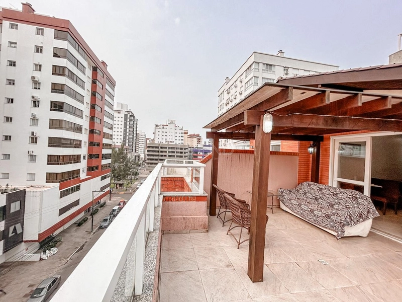 Excelente apartamento duplex em Capão da Canoa: * Quatro quadras do m: 28ª foto da galeria de imagens do imóvel