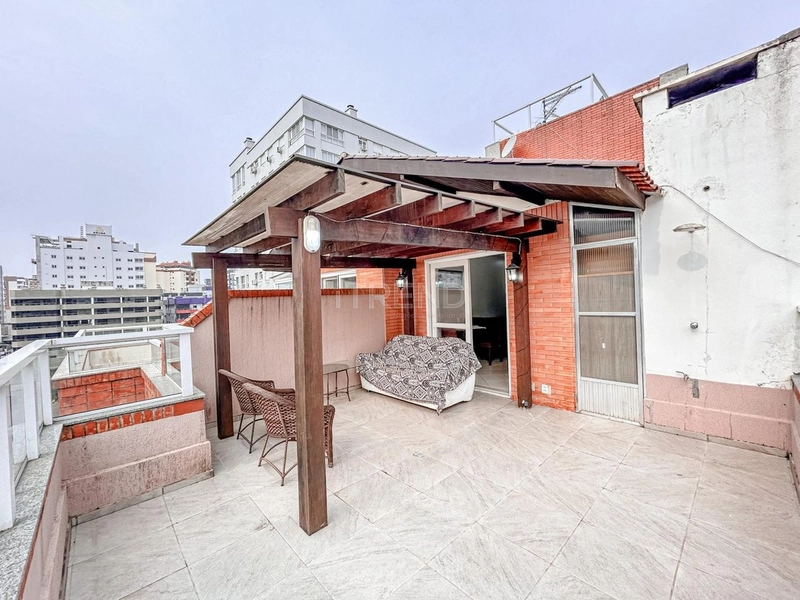 Excelente apartamento duplex em Capão da Canoa: * Quatro quadras do m: 25ª foto da galeria de imagens do imóvel