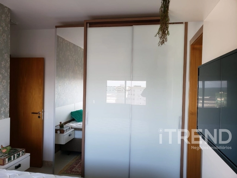 Vista eterna pro mar, completamente decorado, 3 dormit e 2 vagas estac: 5ª foto da galeria de imagens do imóvel