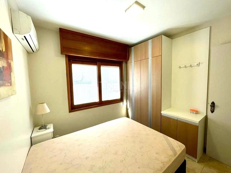 Apartamento mobiliado junto da Praça Flávio Boianowski e do mar: 13ª foto da galeria de imagens do imóvel