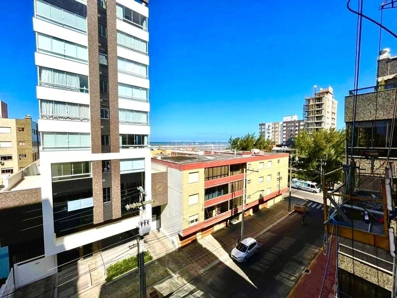 Apartamento mobiliado junto da Praça Flávio Boianowski e do mar: 7ª foto da galeria de imagens do imóvel