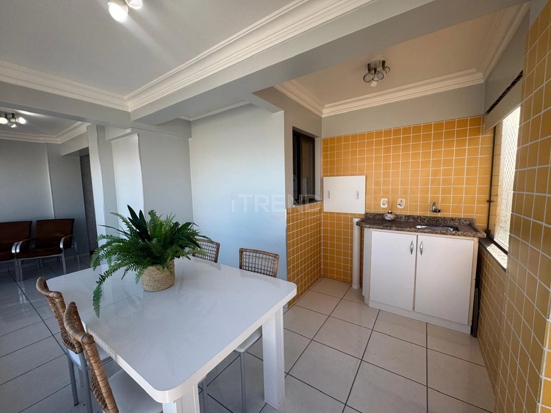 COM VISTA ETERNA PARA O MAR: 14ª foto da galeria de imagens do imóvel