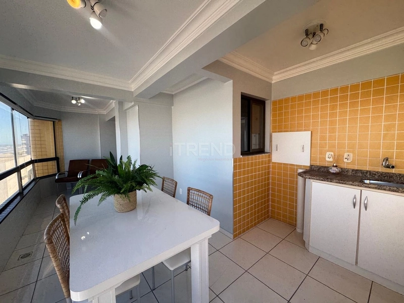 COM VISTA ETERNA PARA O MAR: 11ª foto da galeria de imagens do imóvel