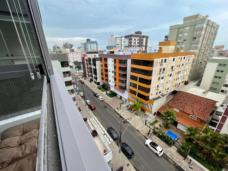 No centro: 5ª foto da galeria de imagens do imóvel