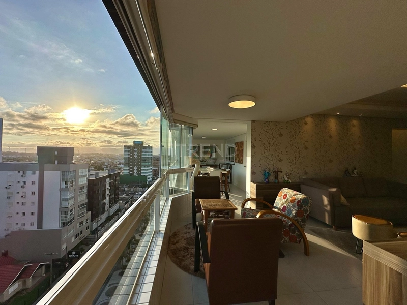 DE FRENTE PARA AVENIDA UBIRAJARA MOBILIADO, DECORADO E COM VISTA PARA: 6ª foto da galeria de imagens do imóvel