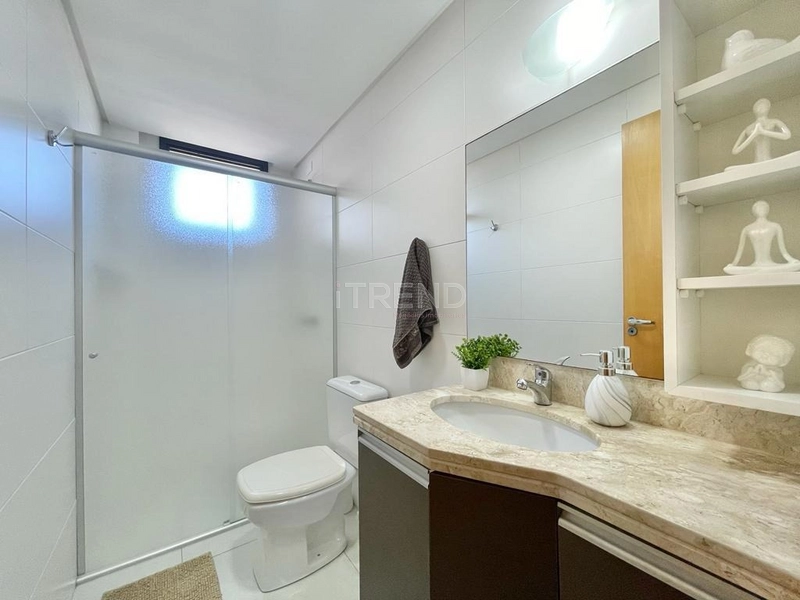 No Centro, andar alto, mobiliado e decorado: 25ª foto da galeria de imagens do imóvel