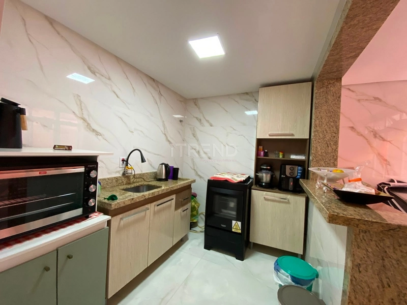 APARTAMENTO COM SACADA: 8ª foto da galeria de imagens do imóvel
