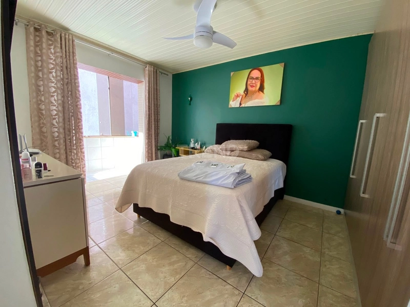 APARTAMENTO COM SACADA: 11ª foto da galeria de imagens do imóvel